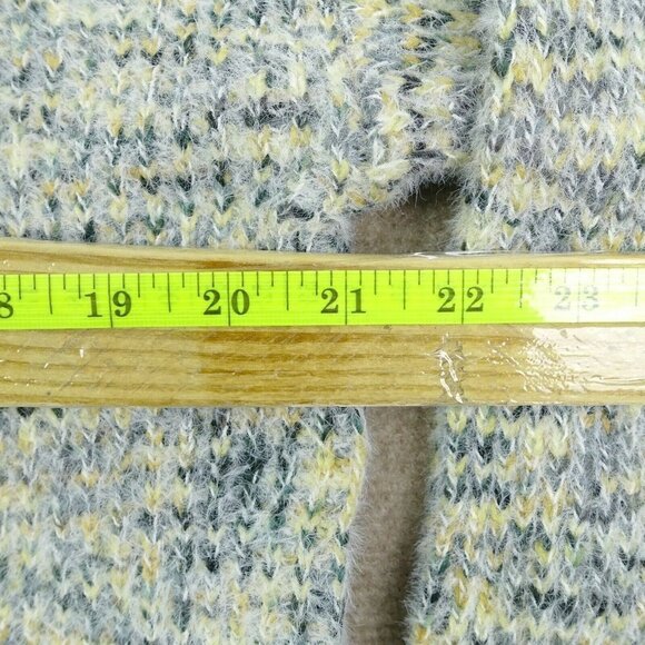 Forever 21 Women's Medium Blue Gray Yellow Fuzzy Long Sleeve Crop Sweater - Picture 4 of 5